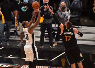 Valanciunas y Brooks impulsan a los Grizzlies para que no caigan