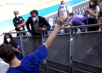 El gesto de Pau con un fan en el WiZink Center: leyenda absoluta