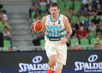 Doncic vuelve a Europa como la dejó: 17 asistencias ante Croacia
