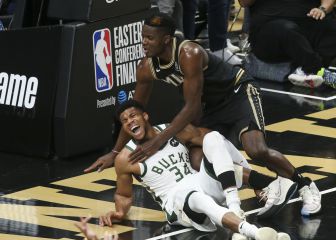 Otra desgracia: Atlanta vence sin Trae y Giannis se lesiona la rodilla