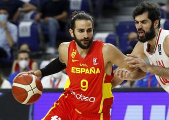 España gira sobre Ricky