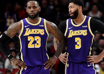 Cascada de vueltas a los Lakers