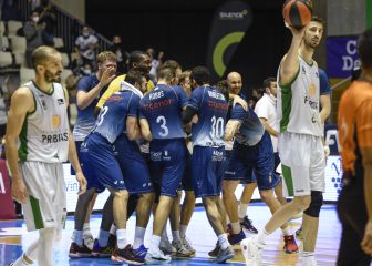 Thomas Scrubb da la victoria al Obradoiro con un gran tiro final