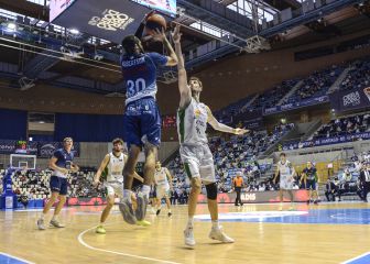 Scrubb le da la victoria al Obradoiro sobre la bocina