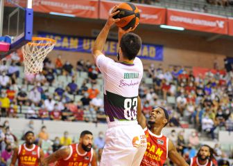 La magia de Axel Bouteille hace posible la remontada del Unicaja