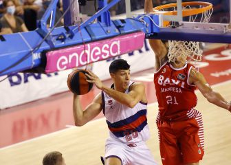 La defensa del Baxi Manresa asfixia sin piedad al Baskonia