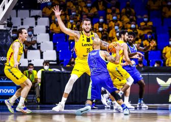 Un buen segundo cuarto del Tenerife acaba con un gris Sassari
