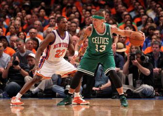 Delonte es detenido por golpear las puertas de una comisaría