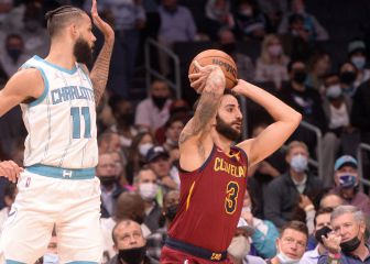 Cleveland saca su juego en una noche de contrastes para Ricky