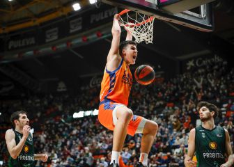 Dubljevic lo da todo y el Valencia rompe el gafe en casa