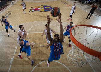Mirotic rescata al Barça