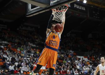 Victoria sufrida y deberes hechos en La Fonteta para seguir arriba