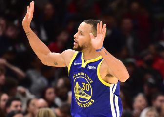Curry rompe en el último cuarto para remontar ante los Cavaliers