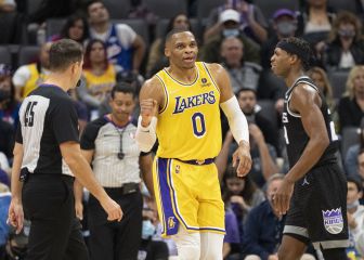 Los Lakers no levantan cabeza