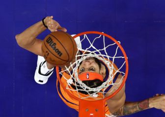 Con la canasta en la cabeza