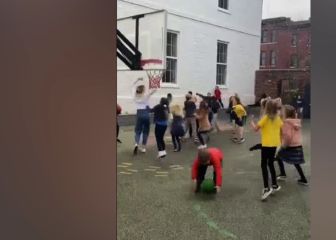 Cómo volver loco a un patio lleno de niños: el vídeo de esta profe que roza los 7M