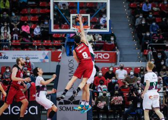 Waczynski y Thompson se vengan