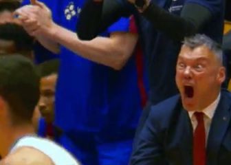 El GIF de Jasikevicius entrando en trance dejó a todos en 'shock'