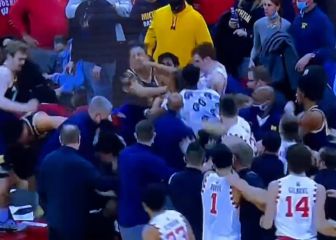 Juwan Howard pierde los papeles y golpea al entrenador rival