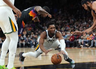 Dos errores de bulto condenan a los Suns en una misma jugada