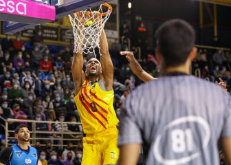 Davies redime al Barça