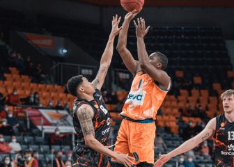 Slaughter apuntala el liderato