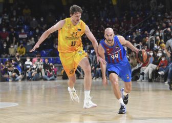 El Barça se divierte con una primera parte de fantasía