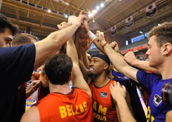 El Murcia se apunta un duelo por el 'playoff' dando donde más duele