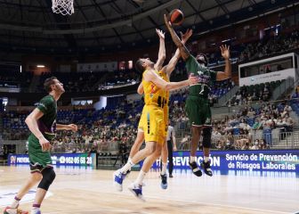 El Tenerife pulveriza al Unicaja