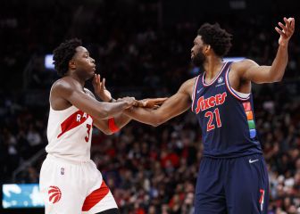 El dedo de Joel Embiid seguirá sufriendo al menos un día más