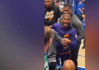 La bronca de Chris Paul con un fan de Dallas que empujó a su madre