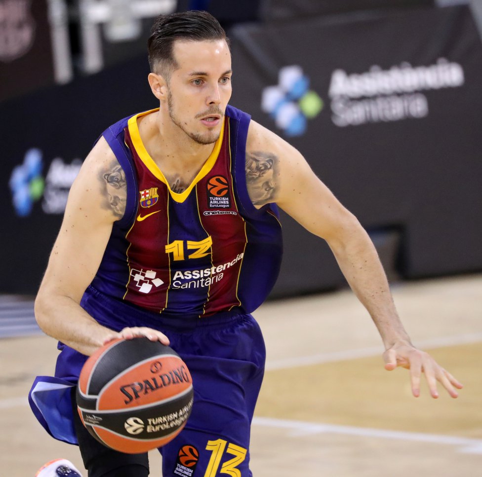 Jugadores que han vestido la camiseta del Barcelona y del Real Madrid -  AS.com