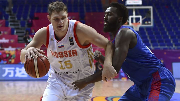 La FIBA expulsa a las selecciones rusas de todas las competiciones