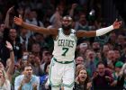 Paseo de los Celtics ante unos Heat que son el Titanic