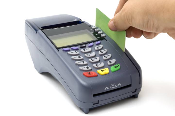 Cómo te pueden hackear la tarjeta de crédito al pagar con ella