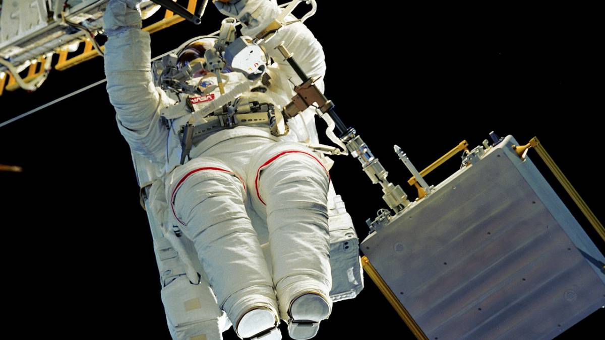 La NASA no sabe qué hacer con los excrementos de los astronautas - AS.com