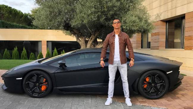 Lamborghini Alpha-One, un móvil de superlujo ideal para Ronaldo y su  Lamborghini 