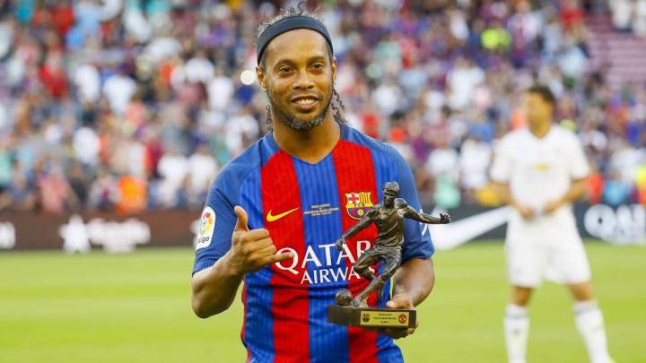 Ronaldinho se une a Messi para patrocinar Blockchain