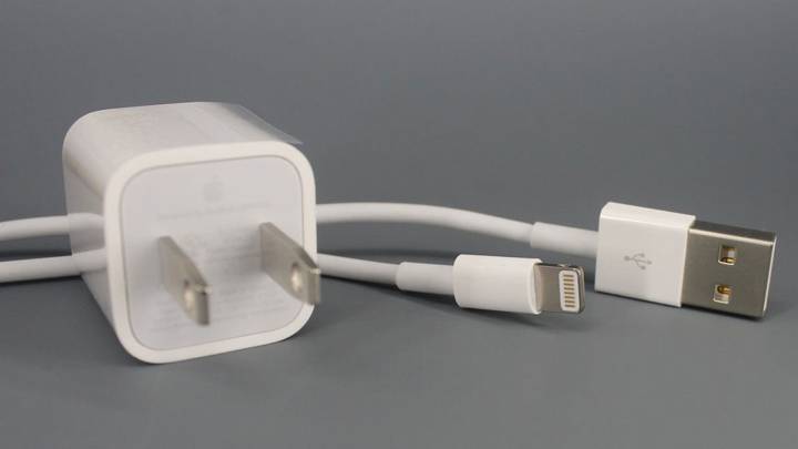 Apple utilizará un USB para cargadores su iPhone AS.com