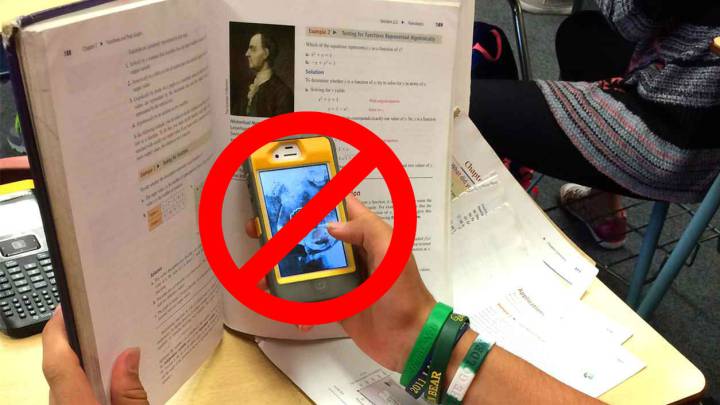 Francia prohibe los smartphones en las escuelas