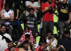 Hinchas realizan largas filas para conseguir una entrada