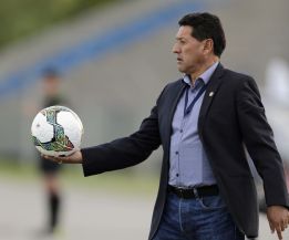 Rival de Chile se queda sin DT a seis meses de la Copa América