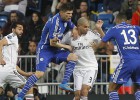 Schalke roza la hazaña pero Real Madrid pasa a cuartos