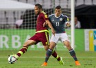 Venezuela cae ante Paraguay tras grave error de Vizcarrondo