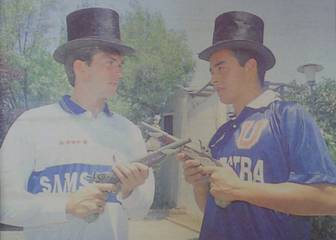 Las clásicas portadas de los duelos entre la U y Católica