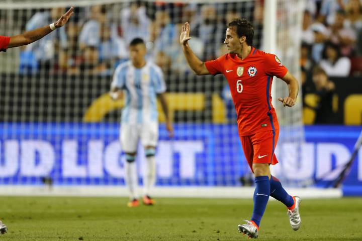 Copa América Centenario | José Pedro Fuenzalida utilizó tiempo libre para ir a Harvard - AS Chile