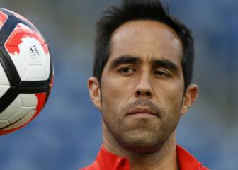 Bravo podría partir al Valencia tras el fichaje de André Gomes