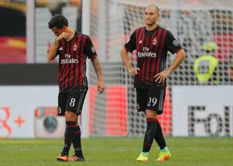 Milan sin Fernández pierde en casa y se enreda en la tabla