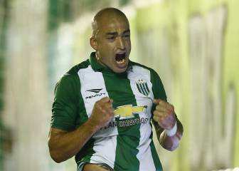 Santiago Silva ya sabe lo que es amargar a Colo Colo y la U