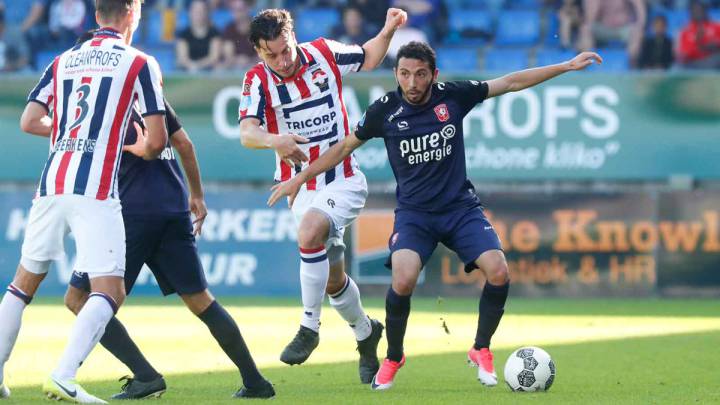 Cristián Cuevas debutó como titular en derrota del Twente